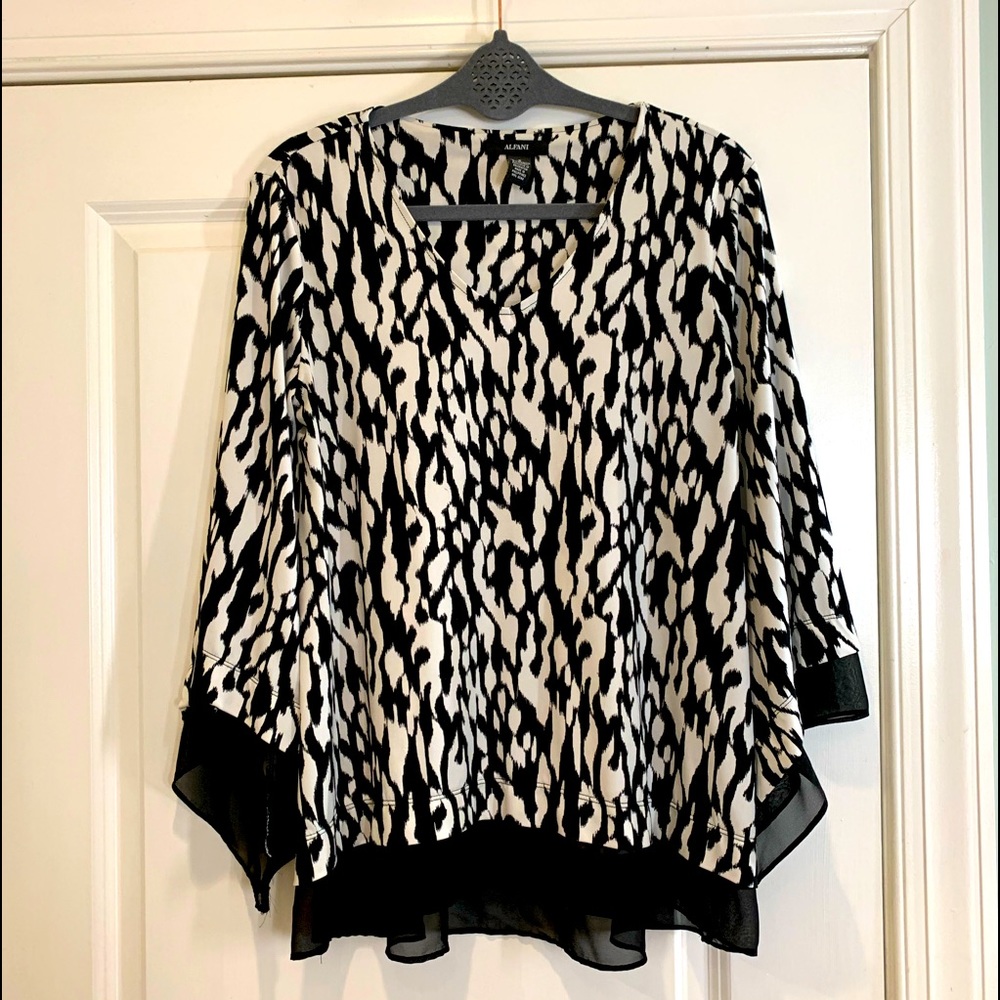 Alfani Black White Leopard Blouse Tunic Top Sz S